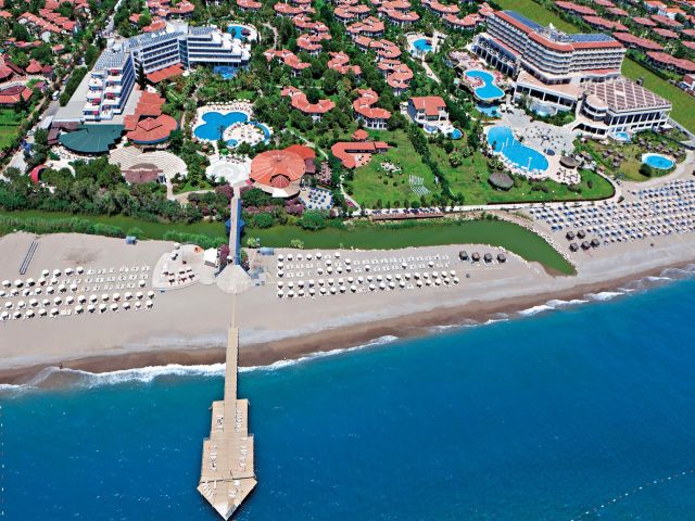 STARLIGHT RESORT HOTEL