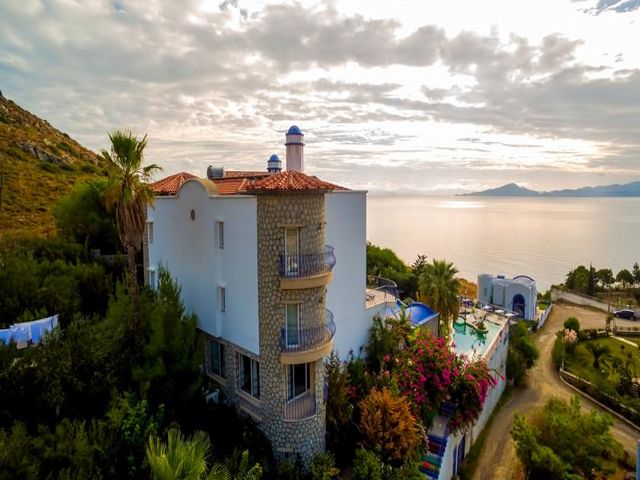 VILLA AŞINA