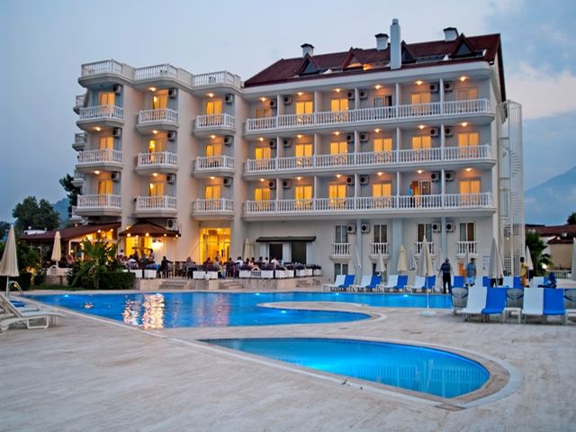 MIRA GARDEN RESORT HOTEL