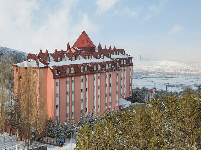 PALAN SKI & CONVENTION RESORT HOTEL